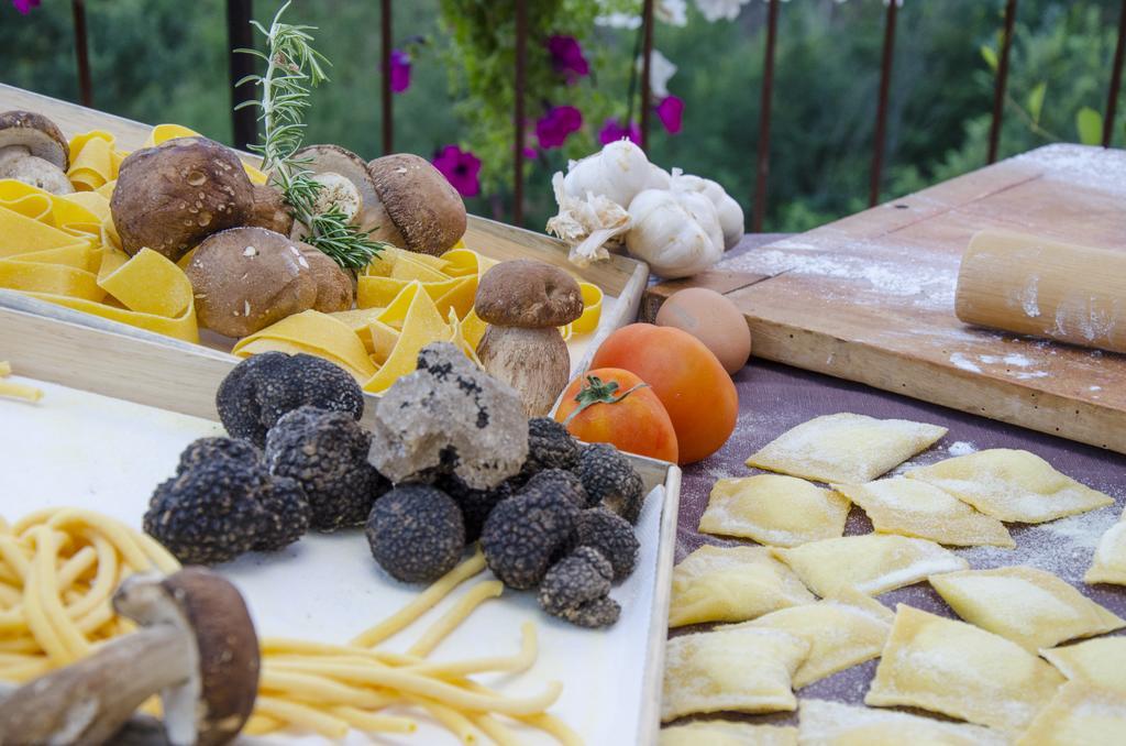 La Locanda Di Ortimino Montespertoli Eksteriør billede